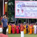 Partisipasi Semesta Wujudkan Pendidikan Bermutu Untuk Semua, Bupati Toraja Utara Pimpin Upacara Hardiknas 2025 IMG-20250502-WA0120