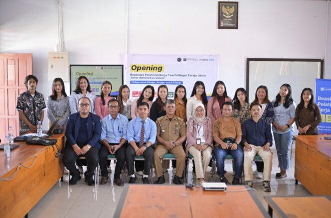
					Teach4Hope dan AAT buka Program Beasiswa kelas Administrasi Umum di Toraja Utara, Senin (28/7/2025). Foto: Istimewa
