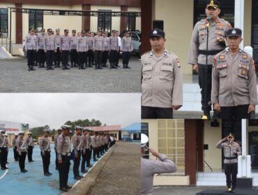 Kapolres Toraja Utara, AKBP. Stephanus Lukcyto saat pimpinan kegiatan apel jam pimpinan di Halaman Mapolres Toraja Utara, pada Senin (20/10/2025) pagi kemarin.