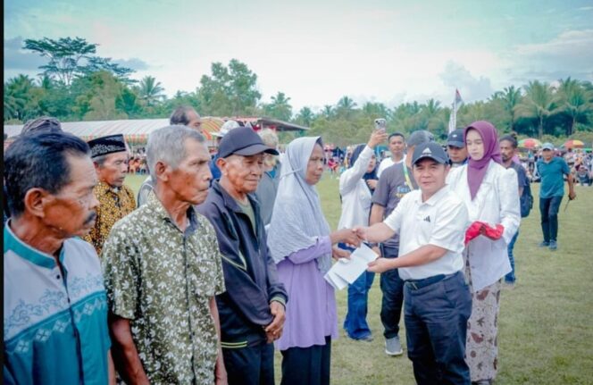 
					Janji Politik Bupati Ubaid Yakub dan Wakil Bupati Anjas Taher Pada Pilkada Serentak 2024 Terus Diwujudkan Secara Nyata