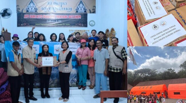 Perwakilan IKAT Nusantara yang diwakili oleh Ketua IKAT Malang, Ir. Edy Daniel Tondok, bersama Pdt. Sriwanti Y. Samperuru  mewakili Crisis Center Gereja Toraja Cabang Kebaktian Malang menyerahkan bantuan kepada warga Pronojiwo yang terdampak erupsi Gunung Semeru, pada Selasa (2/12/2025). Kolase Foto: Istimewa