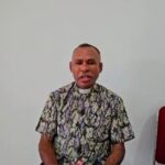 Pastor Paroki Santo Yohanes Bintuni Imbau Umat Rayakan Natal dengan Tertib dan Penuh Syukur IMG-20251205-WA0106