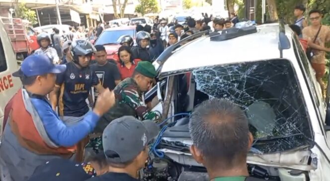 
					Kecelakaan Beruntun di Makale, Tana Toraja, Senin (5/1/2026). Foto: Istimewa