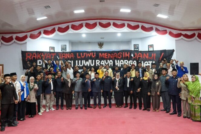 
					DPRD Luwu Raya dukung Pemekaran Provinsi Luwu Raya. Foto: Istimewa