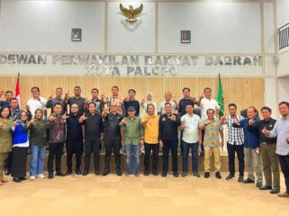 Foto bersama usai rapat Anggota DPRD se-Luwu Raya di Kota Palopo. Dok: Istimewa