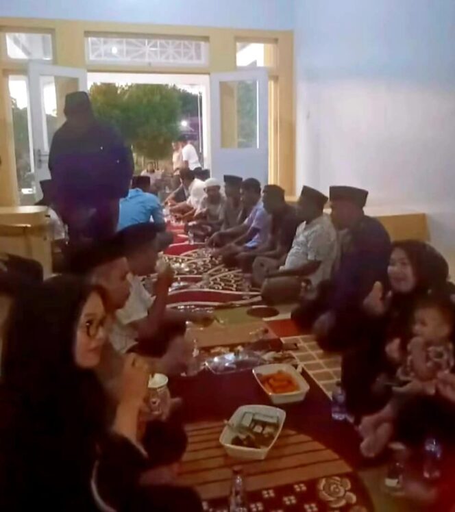 
					Bapeda Halmahera Timur Menggelar Buka Puasa Bersama