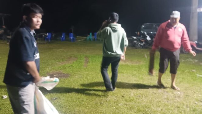 
					Polisi grebek judi sambung ayam malam hari di Sopai. Foto: Istimewa