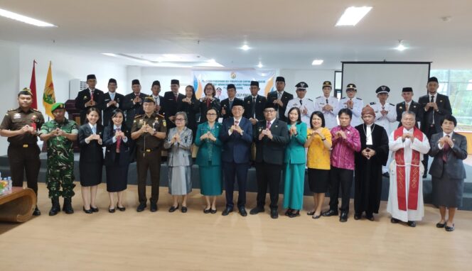 
					Pelantikan 23 Pejabat dilikup Pemda Toraja Utara, Kamis (23/4/2026). Foto: Istimewa