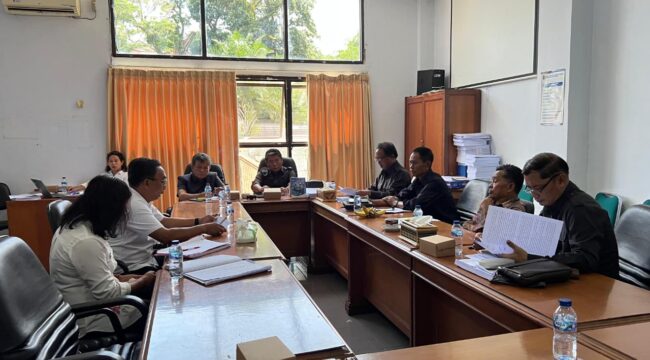 Suasana rapat pansus LKPJ Bupati Tana Toraja pada Rabu (22/4/2026). Foto: Istimewa