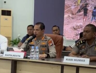 Kapolresta Mamuju, Kombes. Pol. Ferdiyan Indra Fahmi saat memberikan keterangan, pada Senin (27/4/2026). Foto: Istimewa
