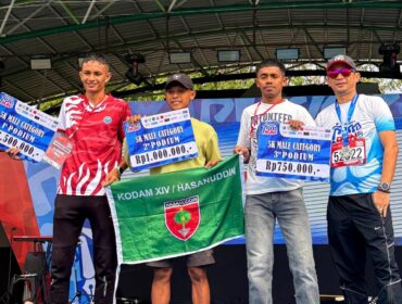 Praka Nasir Maisi (kedua dari kanan/podium 3). Foto: Istimewa