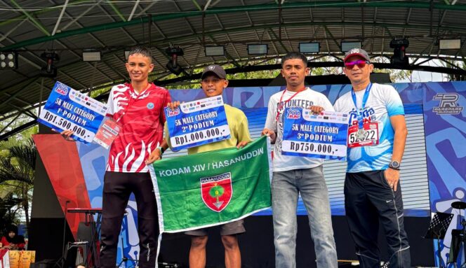 
					Praka Nasir Maisi (kedua dari kanan/podium 3). Foto: Istimewa