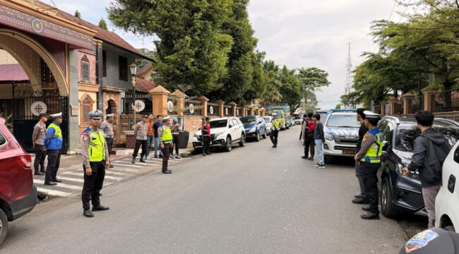 Polres Tana Toraja gelar pengamanan Ibadah Peringatan Kenaikan Yesus Kristus di Kota Makale. Foto: Istimewa