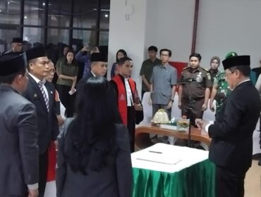 Pelantikan Pejabat Dilingkup Pemda Toraja Utara oleh Bupati Frederik Victor Palimbong pada Kamis (18/6/2026). Foto: Istimewa