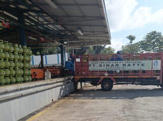 Pengisian tabung LPG di SPBE Minanga Jaya Abadi berjalan normal. Foto: Istimewa