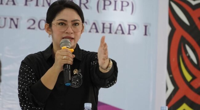 Eva Stevany Rataba, Anggota DPR RI. Foto: Istimewa