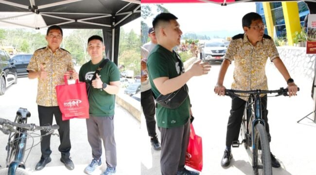 Bupati Toraja Utara Frederik Victor Palimbong saat mencoba Sepeda Listrik E-Bike Polygon. Foto: Istimewa
