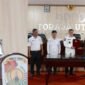 Bupati Toraja Utara Frederik Victor Palimbong bersama DPRD Toraja Utara saat menyetujui Ranperda Perubahan APBD Anggaran Tahun 2026. Foto: Istimewa