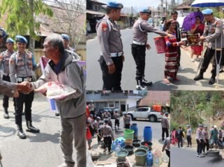 Personil Propam Polres Tana Toraja dipimpin langsung AKP. Muh. Aksan Suwardy saat melakukan aksi bakti sosial ditengah Masyarakat. Foto: Istimewa