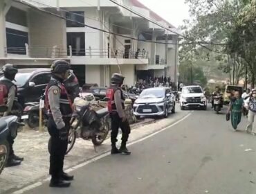 Polres Toraja Utara amankan proses wisuda UKI Toraja. Foto: Istimewa